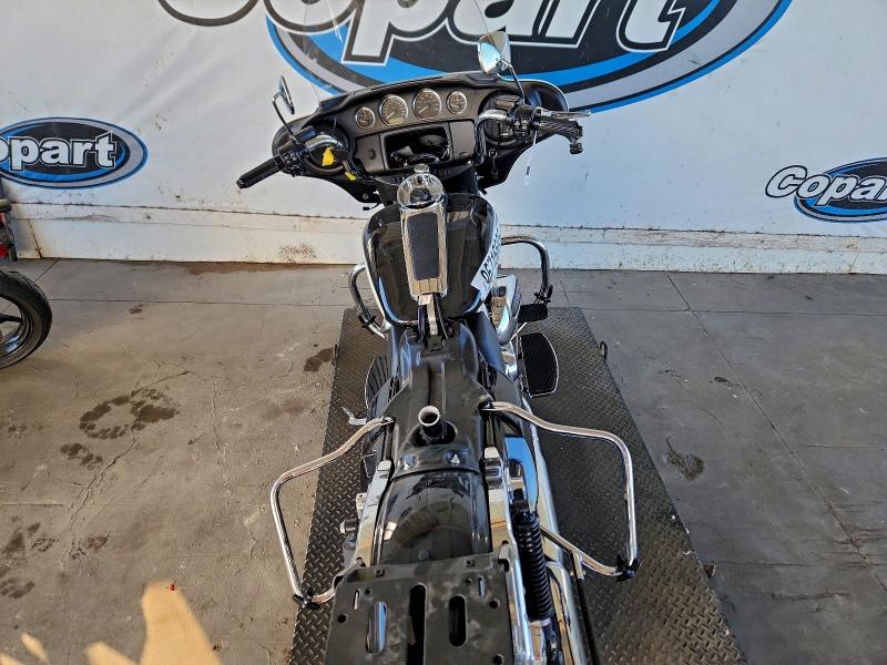 HARLEY-DAVIDSON FL 2024