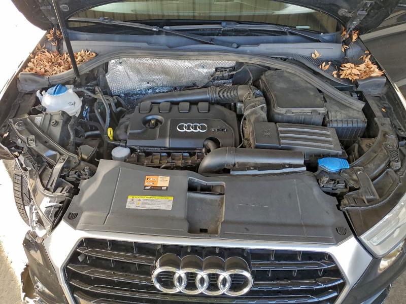 Фото 11 - AUDI Q3