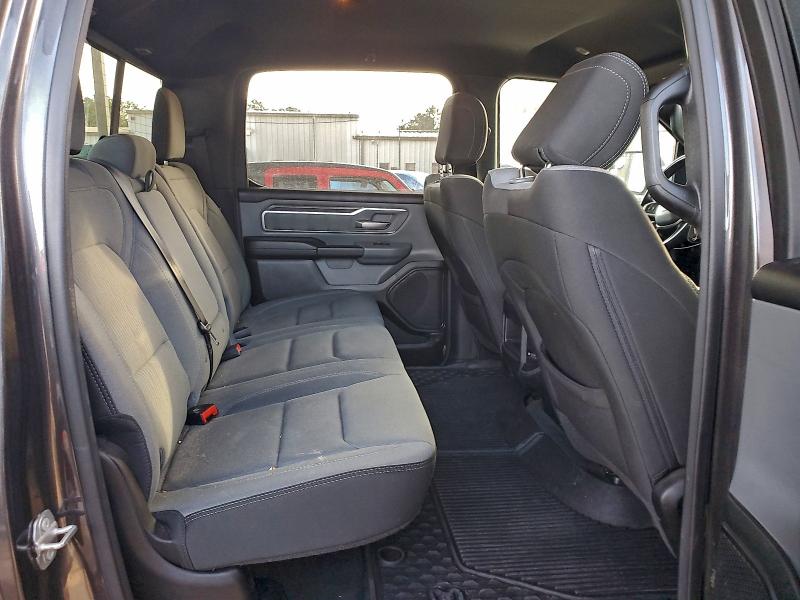 Фото 10 - RAM 1500