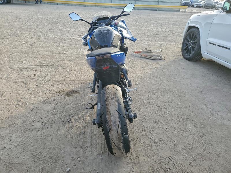 SUZUKI GSX800 F 2025