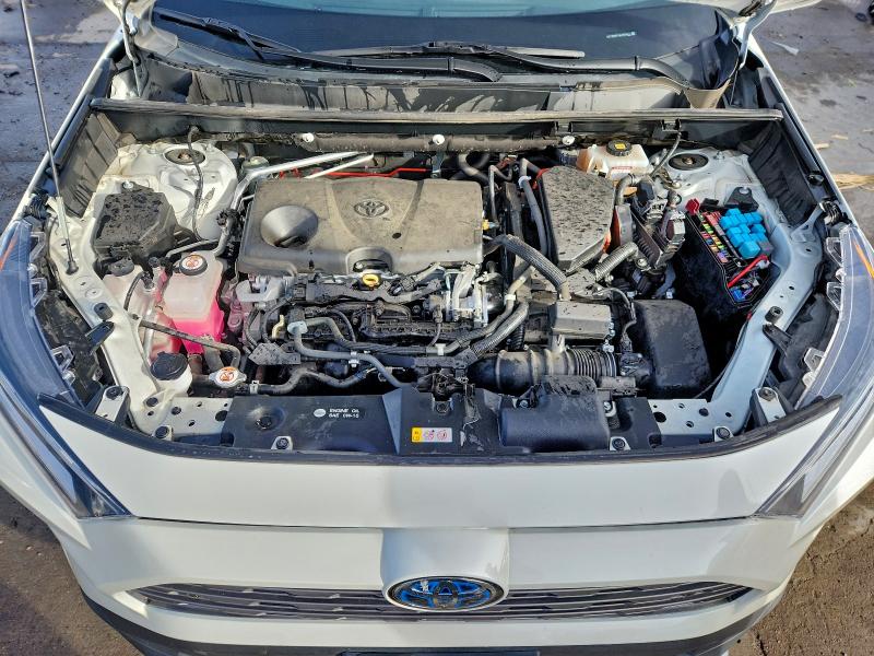 Фото 12 - TOYOTA RAV4