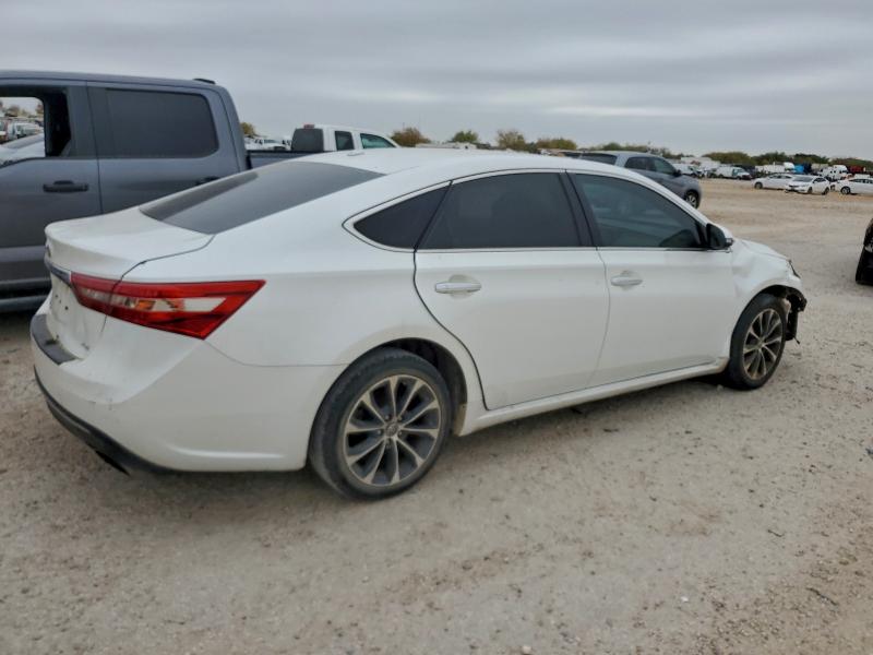 Фото 3 - TOYOTA AVALON