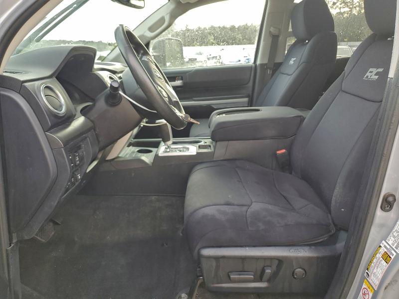 Фото 7 - TOYOTA TUNDRA