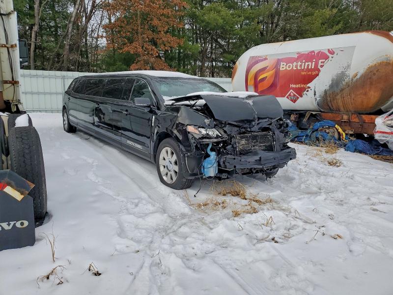 Фото 4 - LINCOLN MKT