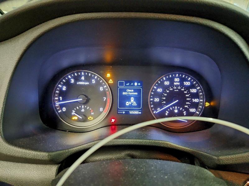 Фото 9 - HYUNDAI TUCSON