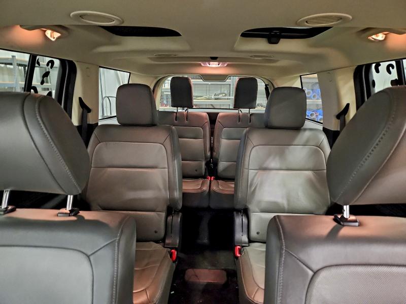 Фото 10 - FORD FLEX