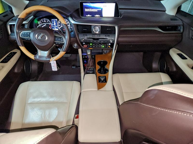 Фото 8 - LEXUS RX350