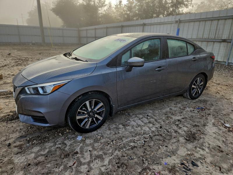 Фото 1 - NISSAN VERSA