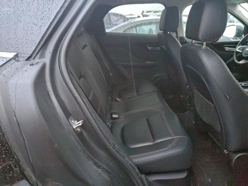 Фото 10 - JAGUAR F-PACE