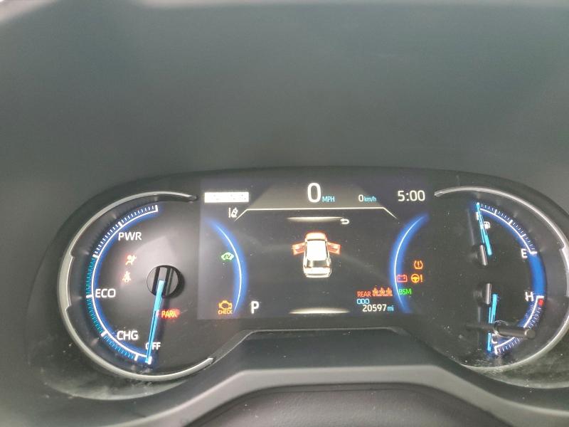 Фото 9 - TOYOTA RAV4