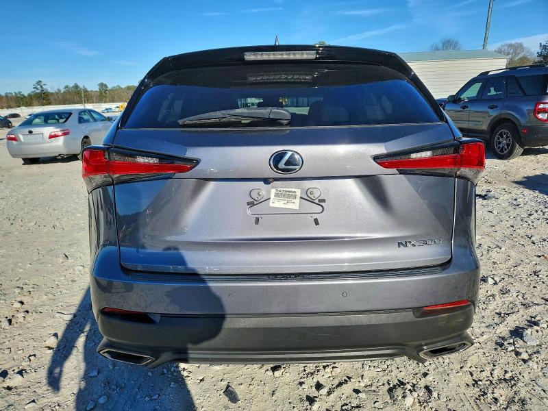 Фото 6 - LEXUS NX