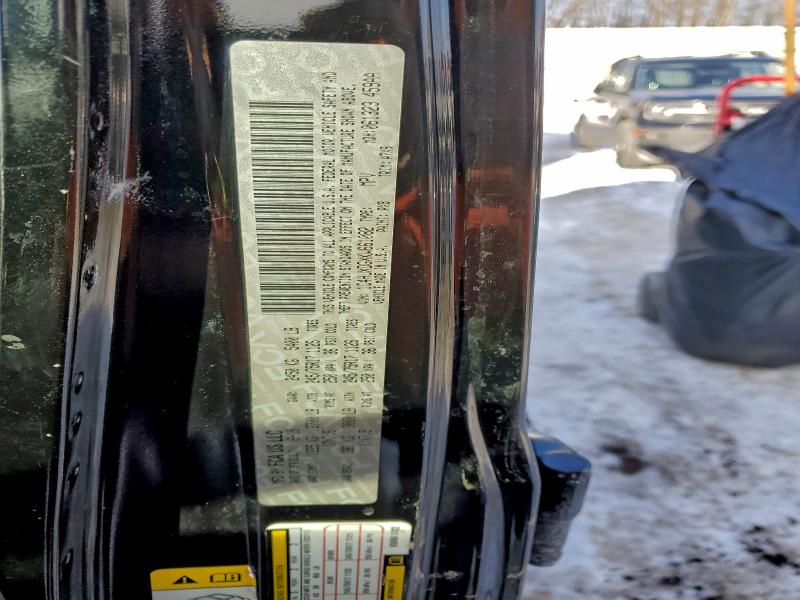 Фото 13 - JEEP WRANGLER