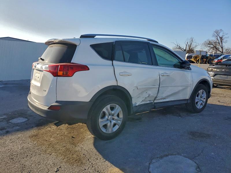 Фото 3 - TOYOTA RAV4