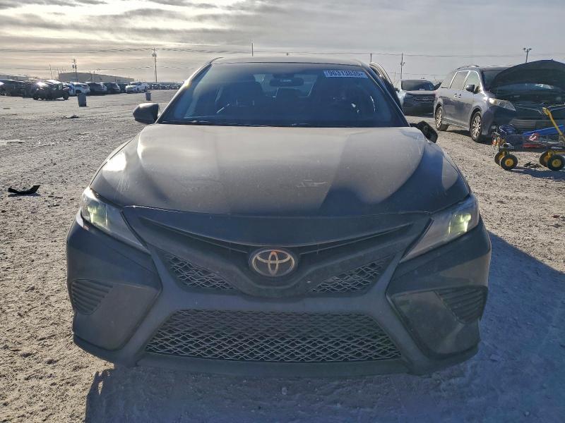 Фото 5 - TOYOTA CAMRY