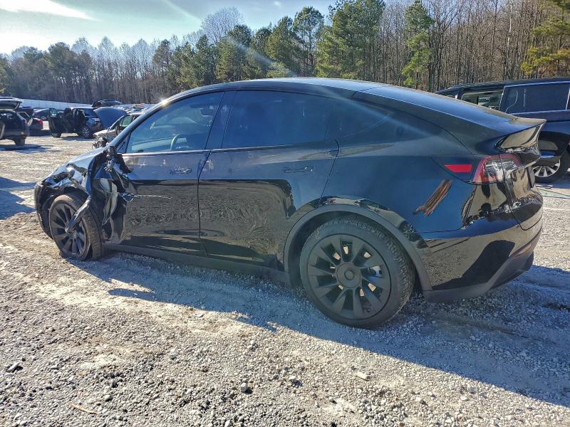 Фото 2 - TESLA MODEL Y