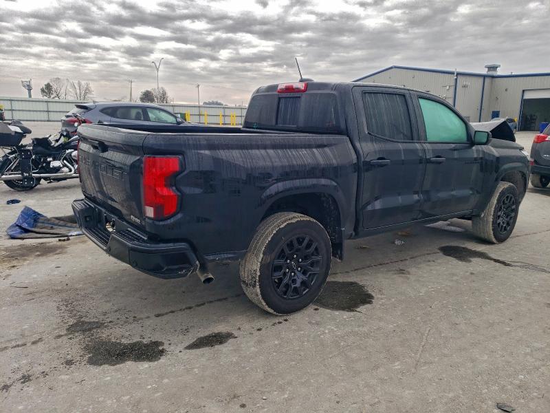 Фото 3 - CHEVROLET COLORADO
