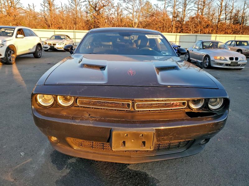DODGE CHALLENGER 2015 VIN 2C3CDZBT9FH747571