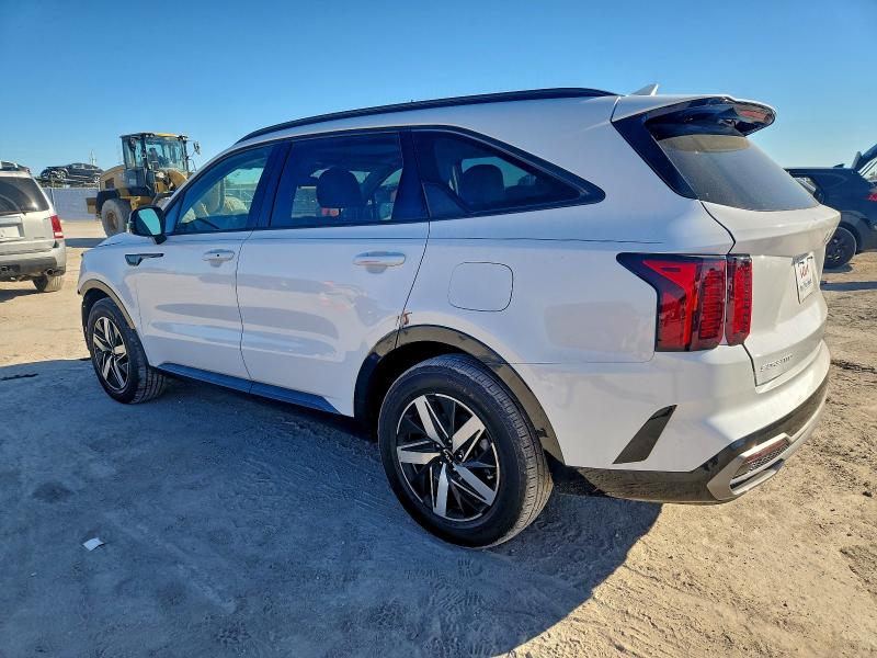 Фото 2 - KIA SORENTO