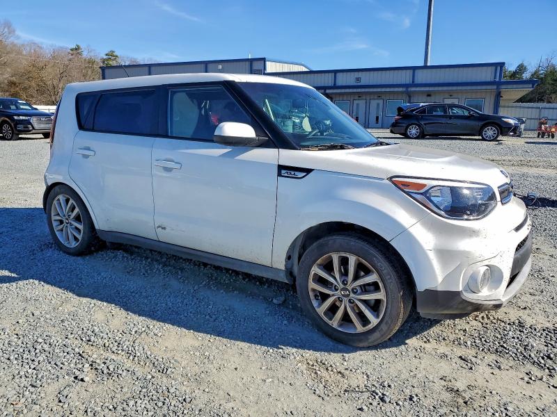 Фото 4 - KIA SOUL