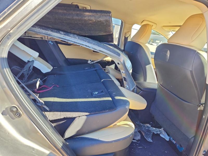 Фото 10 - LEXUS NX