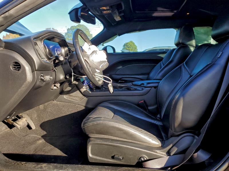 Фото 7 - DODGE CHALLENGER