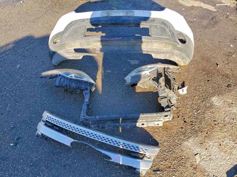 Фото 13 - FORD EXPLORER