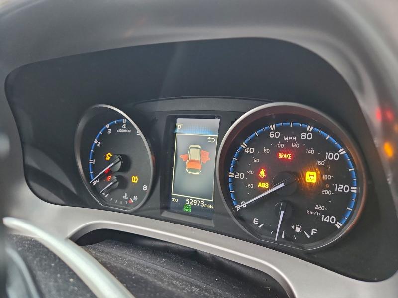 Фото 9 - TOYOTA RAV4