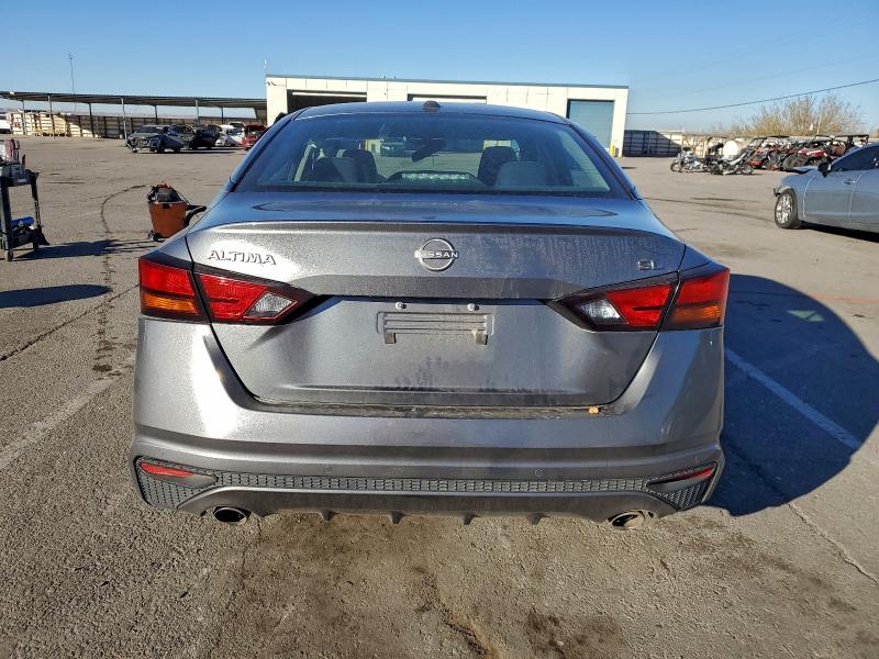 Фото 6 - NISSAN ALTIMA