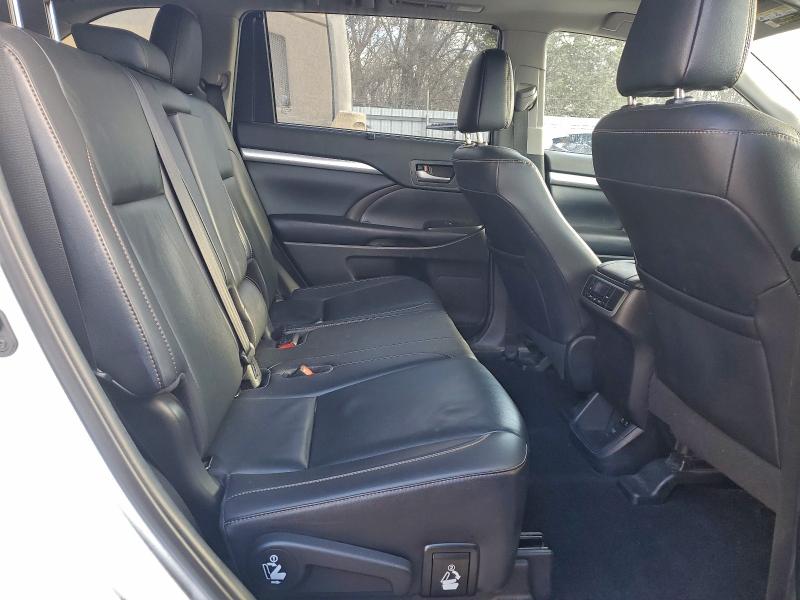 TOYOTA HIGHLANDER 2019 VIN 5TDJZRFH5KS601013