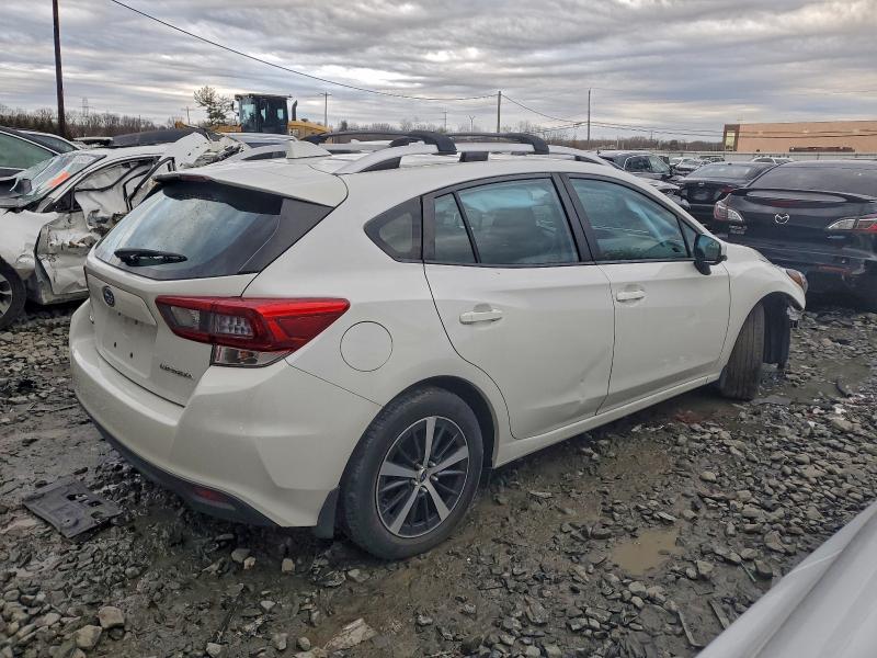 Фото 3 - SUBARU IMPREZA