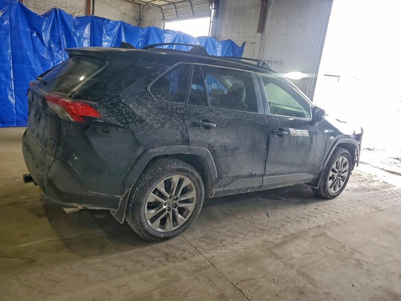 Фото 3 - TOYOTA RAV4