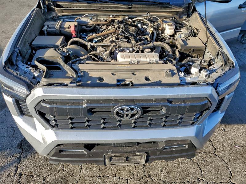 Фото 11 - TOYOTA TACOMA