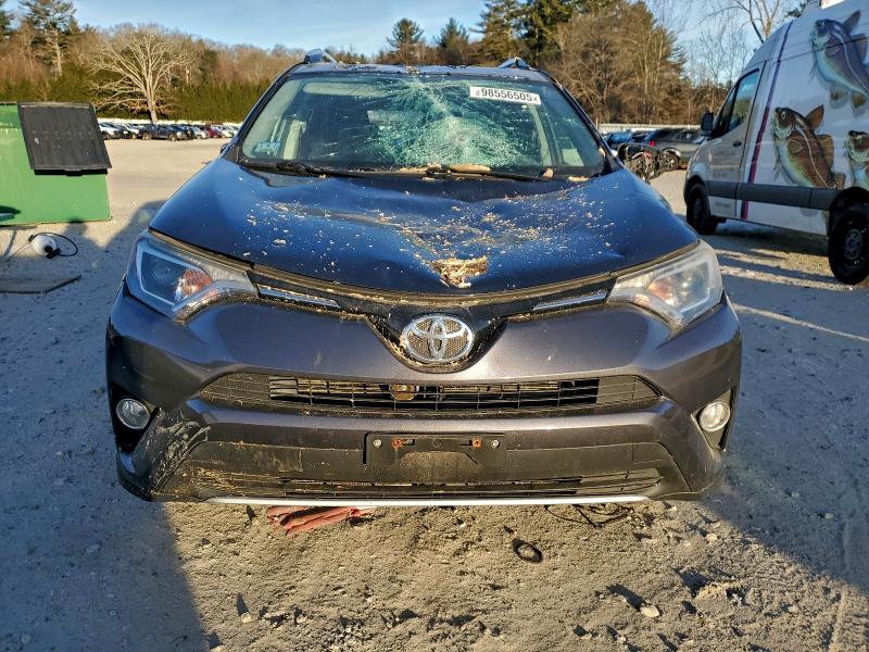 Фото 5 - TOYOTA RAV4