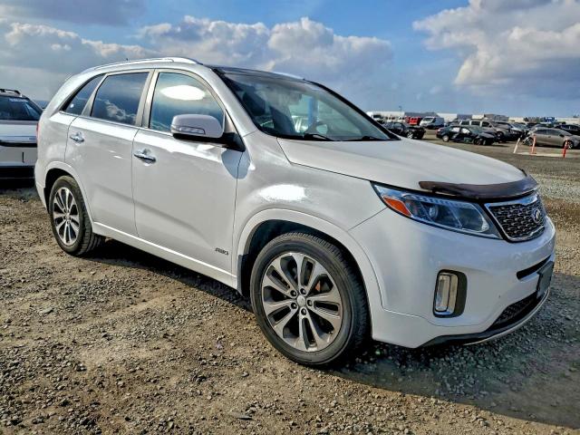 Фото 4 - KIA SORENTO