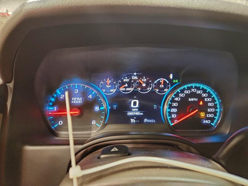 Фото 9 - GMC YUKON