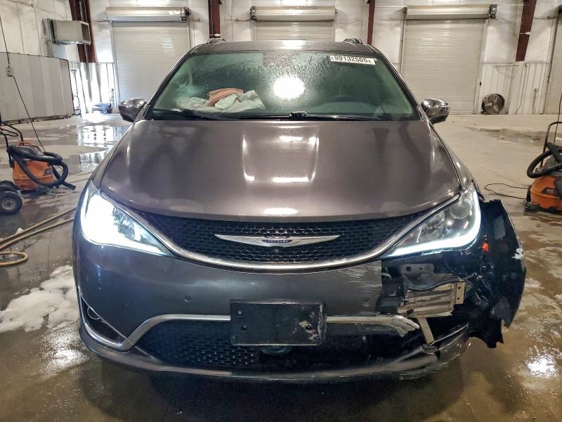 Фото 5 - CHRYSLER PACIFICA