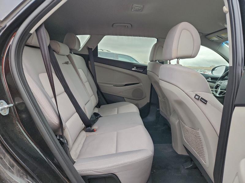 Фото 10 - HYUNDAI TUCSON