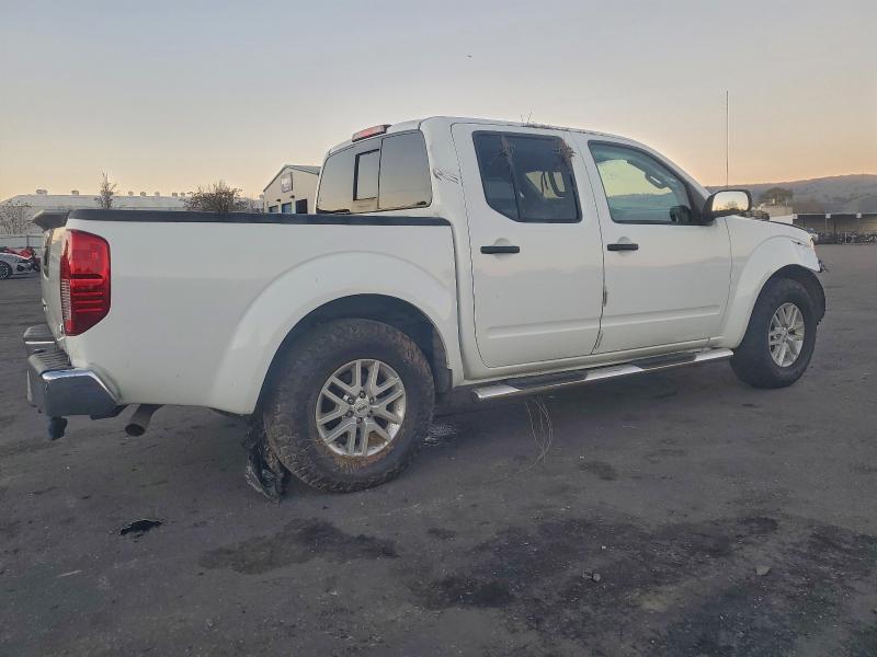 Фото 3 - NISSAN FRONTIER