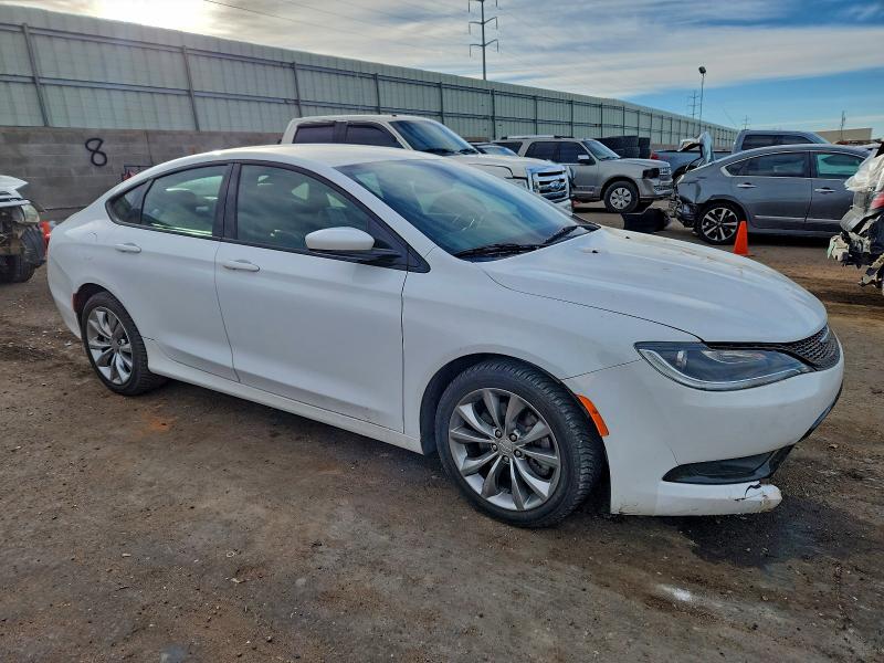 Фото 4 - CHRYSLER 200