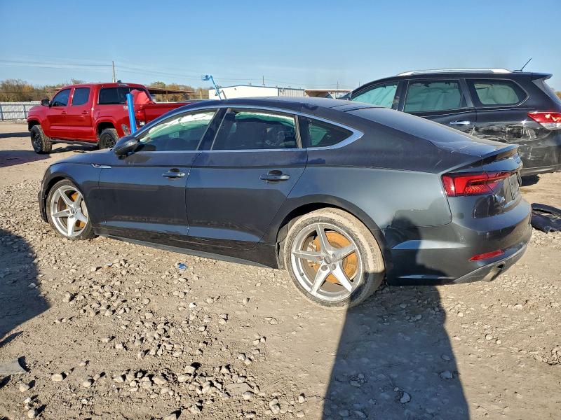 Фото 2 - AUDI A5