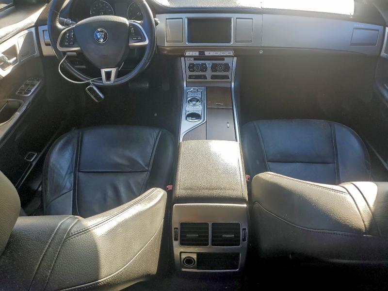 Фото 8 - JAGUAR XF