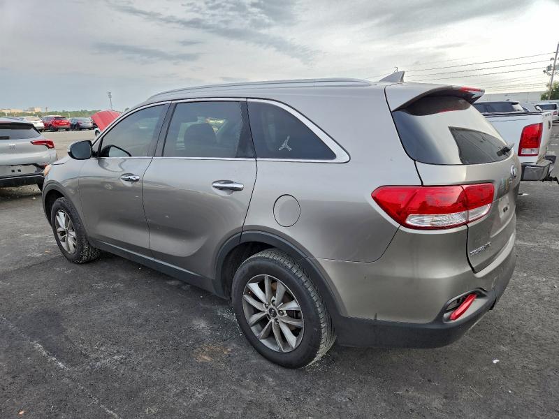 Фото 2 - KIA SORENTO