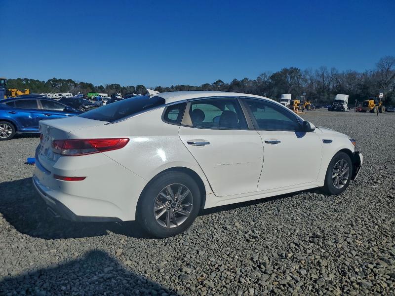 Фото 3 - KIA OPTIMA