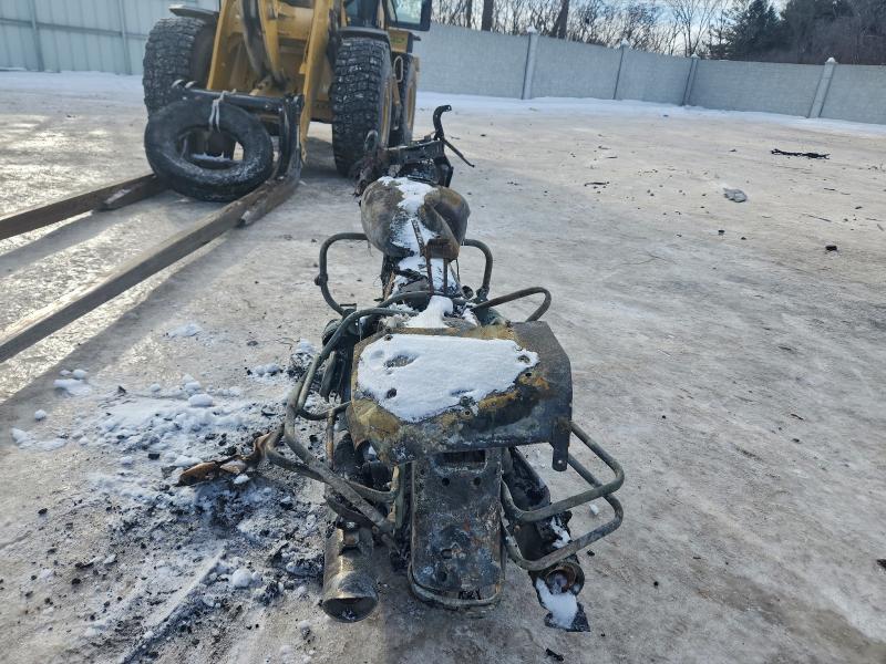 HARLEY-DAVIDSON FLHTCUI 10 2008