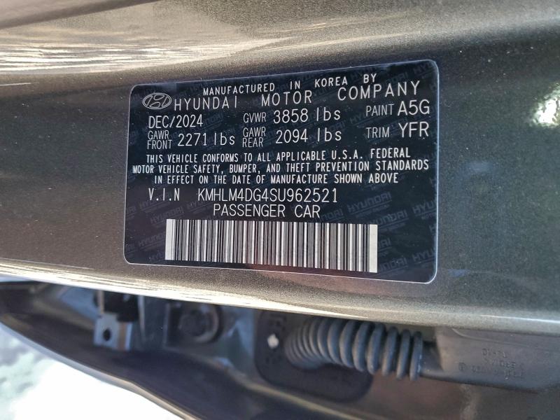 Фото 13 - HYUNDAI ELANTRA