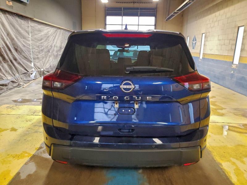 Фото 6 - NISSAN ROGUE