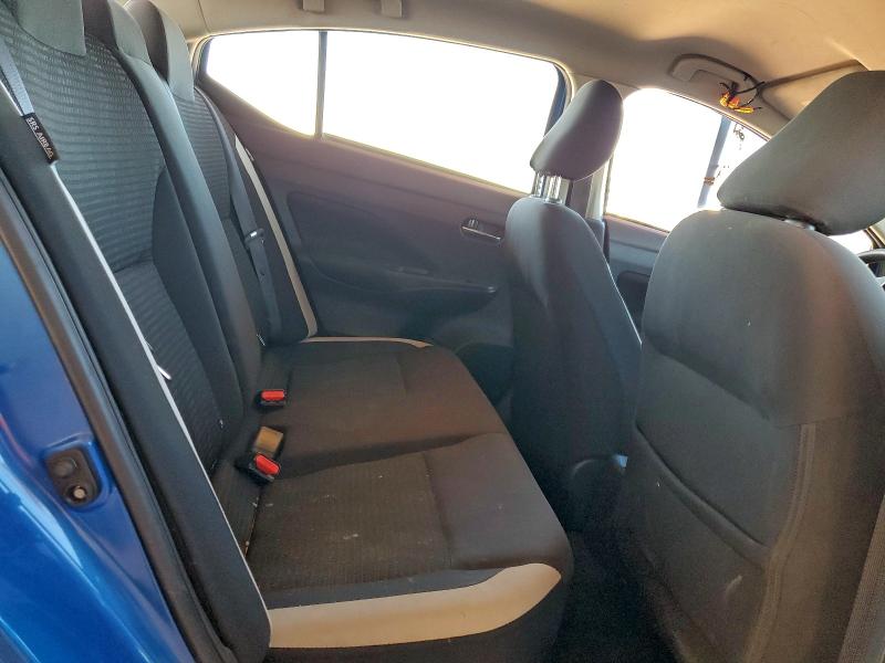 Фото 10 - NISSAN VERSA