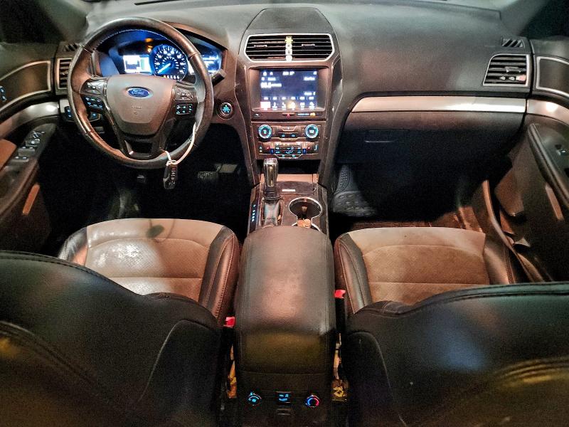 Фото 8 - FORD EXPLORER