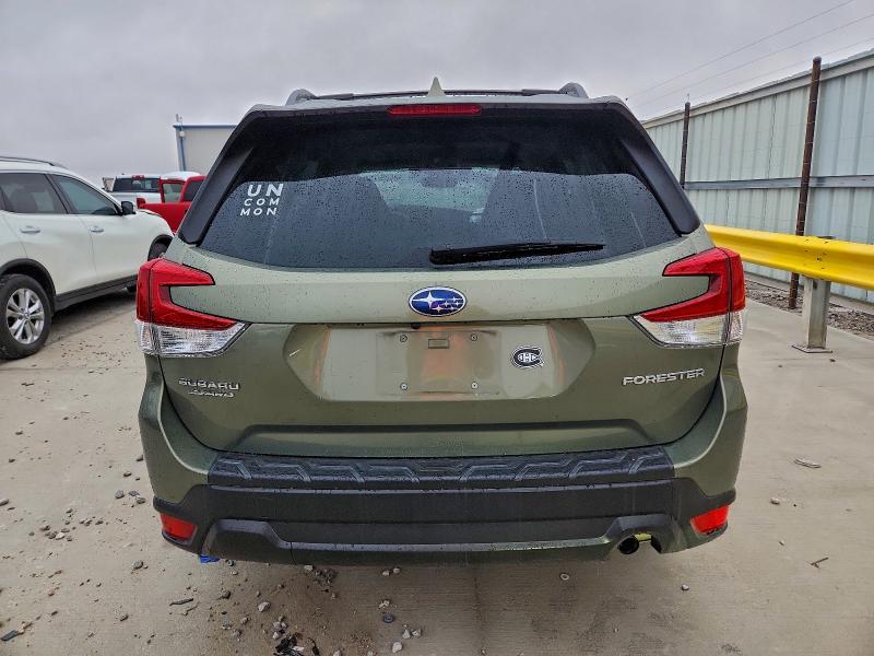 Фото 6 - SUBARU FORESTER