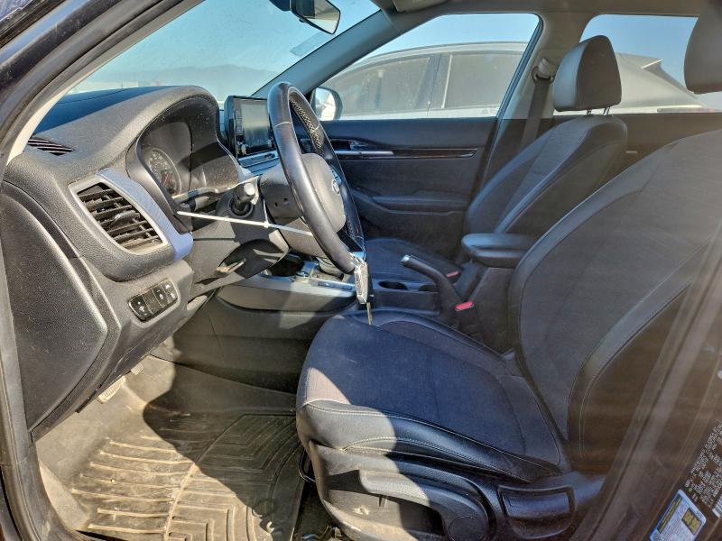 Фото 7 - KIA SELTOS